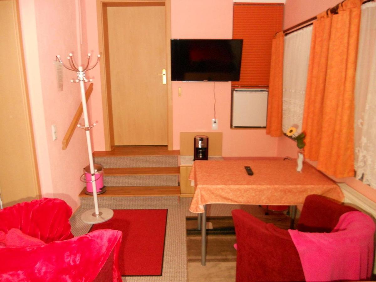 Familienpension Эрфурт Экстерьер фото