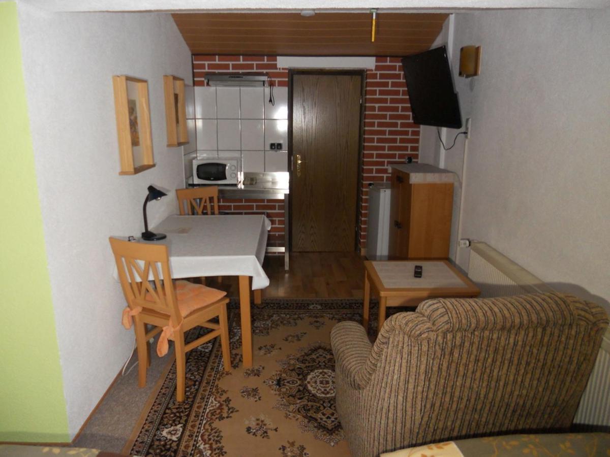 Familienpension Эрфурт Экстерьер фото